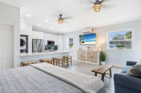 Cozy Studio Condo in Sebastian